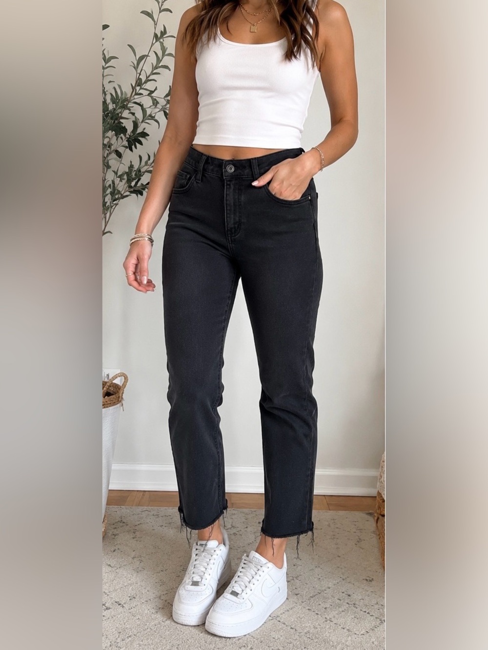 Lovervet by VERVET Black Raw Hem Straight Leg Jeans Size 27/5 High Rise Stretch